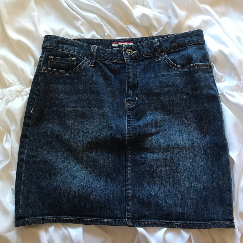 Tommy Hilfiger Dark Wash Denim Skirt